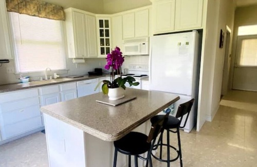 McCain Other | Charming 3-bedroom farmhouse in terrific Durham with AC, WiFi