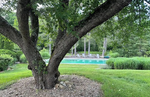Manchester Center House | Charming 3-bedroom guest house converted from original 1790 Post and Beam Barn.