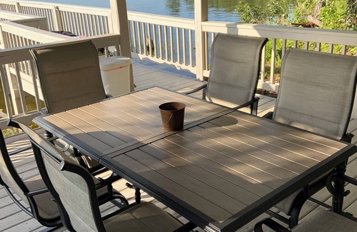Prosperity House | Charming 3 Bedroom Home with Dock on Lake Murray in Prosperity