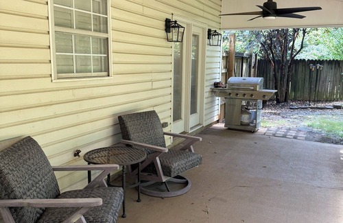 Tuscaloosa House | Charming 3 Bedroom House Just Minutes Away From Campus Perfect For Gamedays