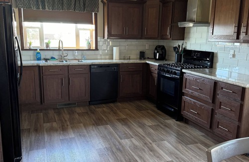 Box Elder House | Charming 3-bedroom house with AC and WiFi in Box Elder.