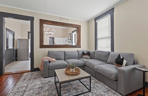 Frankfort House | Charming 3-bedroom house downtown Frankfort/king beds