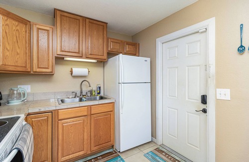 Tropic House | Charming 3-bedroom house mins from beach and USSSA Complex