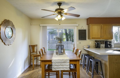 Brighton House | Charming 3-bedroom house in North Winton Village!