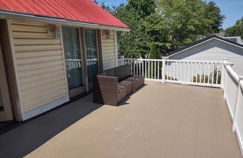 Rock Hall House | Charming 3-bedroom house in the Heart of Rock Hall with WiFi, AC