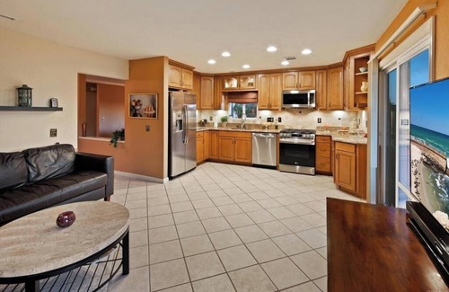 Sabre Springs House | Charming 3-bedroom house in San Diego with amazing views and private back yard