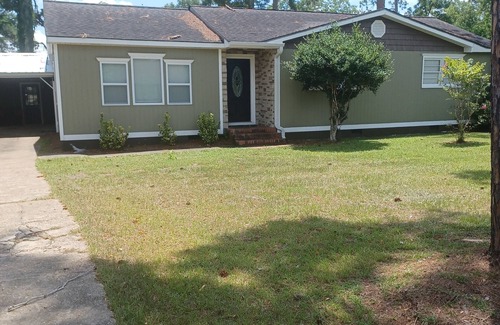 Colquitt House | Charming 3-bedroom house in delightful Colquitt with AC, WiFi