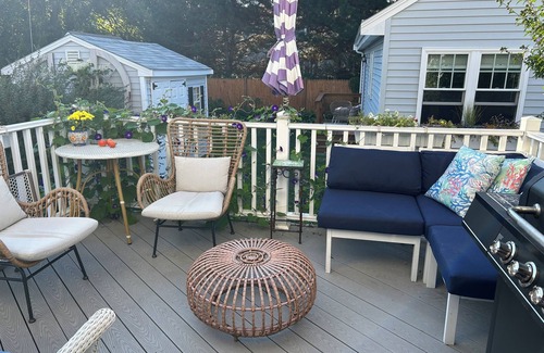 Scituate House | Charming 3-bedroom house in lovely Scituate, Ma. close to beach with water views