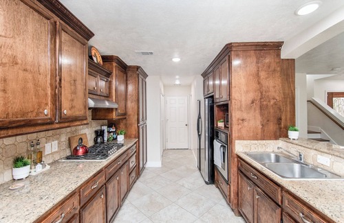Houston House | Charming 3-bedroom house with WiFi and AC in amazing Houston
