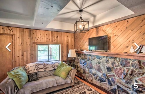 Kellogg House | Charming 3-bedroom house in lovely Kellogg with Gondola Views!