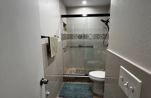 Orlando House | Charming 3-bedroom house with WiFi, AC in marvelous Orlando