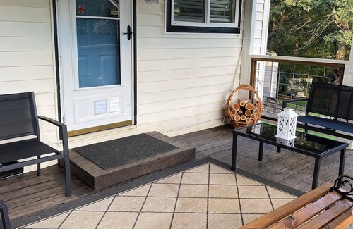 Winona House | Charming 3-bedroom house in Pioneer with WiFi and AC