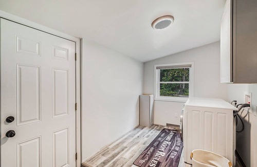 Mio House | Charming 3-bedroom house in wonderful Mio with WiFi, AC.