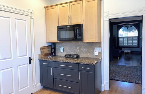 Speer House | Charming 3-bedroom house w/WiFi and AC in Denver in vibrant restaurant district