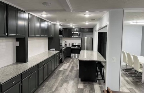 Monroe House | Charming 3-bedroom house in delightful Monroe with WiFi, AC. n