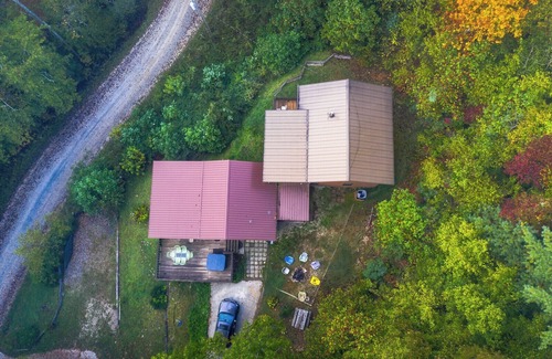 Topton House | Charming 3-bedroom house with AC and WiFi in Topton near Nantahala Forest