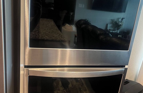 Katy House | Charming 3-bedroom house with Pool, WiFi and AC in delightful Katy