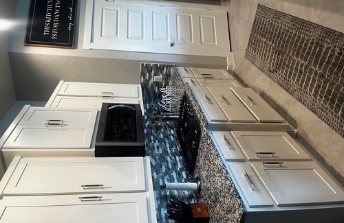 Katy House | Charming 3-bedroom house with Pool, WiFi and AC in delightful Katy