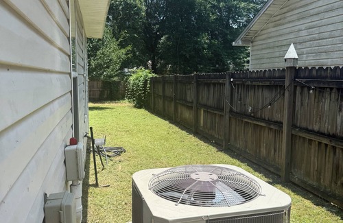 Florida Panhandle House | Charming 3-bedroom house with WiFi and AC in superb Pace