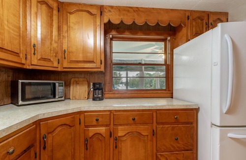 Mashpee House | Charming 3-bedroom lake house in wonderful Mashpee