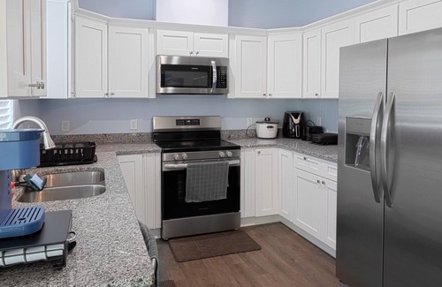 Beaufort House | Charming 3-bedroom new building along Parris Island gateway in Beaufort.
