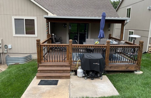 Lawrence House | Charming 3-bedroom Spacious, Quiet, Comfortable Home