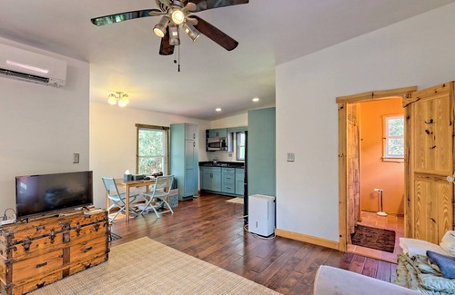 Hiawassee Cabin | Charming 3-bedroom Talulah Riverfront cabin near Clayton. Peaceful and secluded!