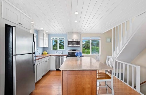 Nantucket House | Charming 3-bedroom townhome in fabulous Nantucket. Walk to Madaket!