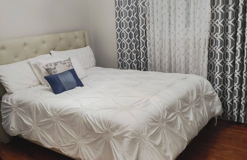 Decatur House | Charming 3-Bedroom Upper-Floor Home Near Downtown Atlanta