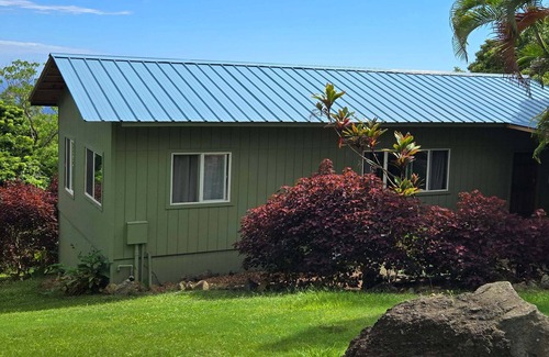 Honaunau-Napoopoo House | Charming 3-bedroom house - Enjoy a little peace of Aloha!