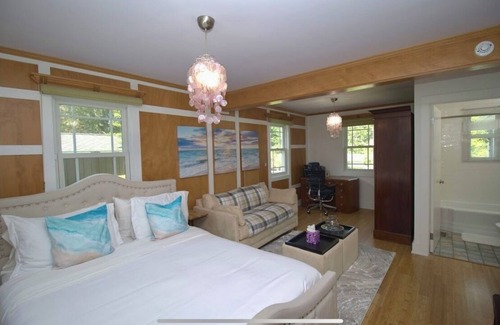 Hampton Bays Other | Charming 3-bedroom farmhouse with WiFi, AC in lovely Hampton Bays