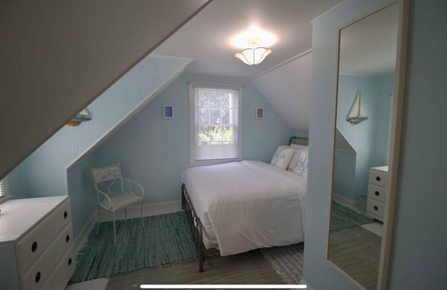 Hampton Bays Other | Charming 3-bedroom farmhouse with WiFi, AC in lovely Hampton Bays