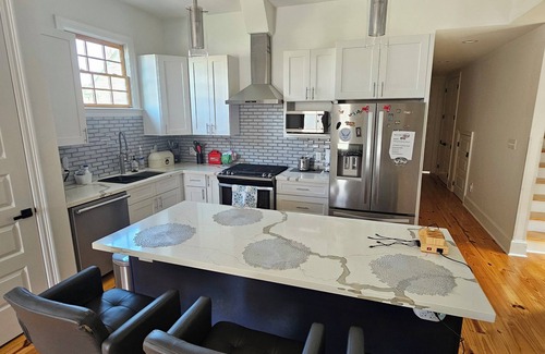 Seventh Ward House | Charming 3-bedroom house in Historic Treme-New Orleans near French Quarters.
