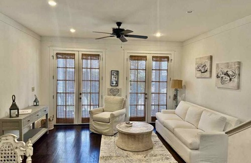 Orange Beach Cottage | Charming 3-bedroom cottage in Orange Beach with WiFi, pools, & dock