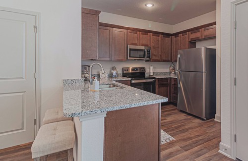 San Antonio House | Charming 3-bedroom townhome in San Antonio with WiFi and AC