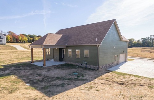 Springfield House | Charming 3-bedroom house in Springfield- Perfect for Families & Getaways!