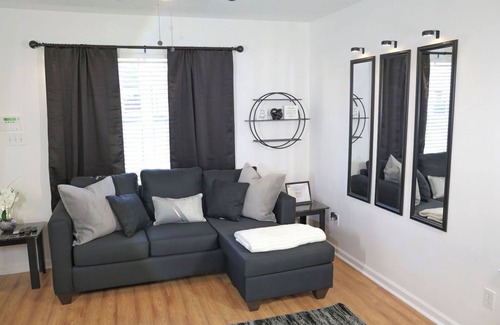 Tallahassee House | Charming 3-bedroom townhome with WiFi and AC in superb Tallahassee