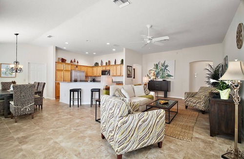 Lake Sumter Landing Villa | Charming 3-bedroom villa walking distance to Lake Sumter Sq Golf Cart included
