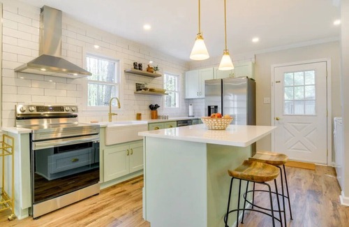 Apex Villa | Charming 3-bedroom villa with WiFi and AC in peaceful Apex