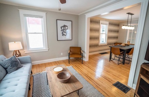 Brighton House | Charming 3 BR N Winton Village House