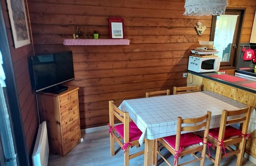Chatel Apartment | Charming 3-Room Duplex for 6 in Châtel with Balcony, Parking, and Ski Storage