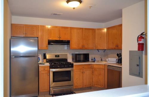 Iselin House | Charming 3-bedroom lovely Apartment in Woodbridge Township