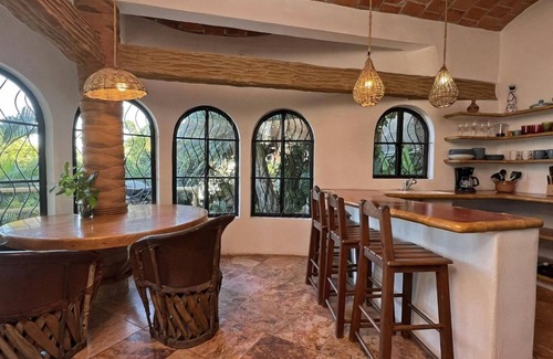 Sayulita House | CHARMING 3B3B HOME - THE BEST VIEW, GREAT LOCATION, HIGH SPEED WIFI, AC, NETFLIX