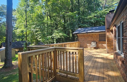 Lithonia House | Charming 3BD/2BA Home in Tranquil Neighborhood 20 mins from Airport and Downtown