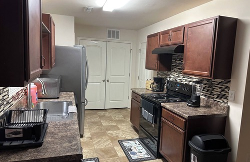 Fayetteville House | Charming 3bedroom house Fayetteville with WiFi, AC. and more. Start your getaway