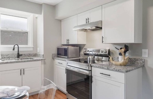 Hendersonville House | Charming 3BR Home w/Wifi, Smart TV, Washer/Dryer and Parking near Nashville