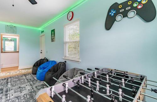 Sherwood House | Charming 3BR Home with Free Parking & Game Room