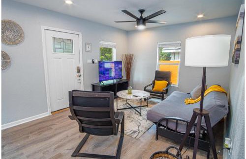 Eastside Promise Neighborhood House | Charming 3BR1BA Close to Vibrant Downtown