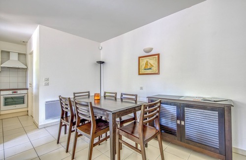 Soulac-sur-Mer Apartment | Charming 4-6 pers house with pool, terrace, and beaches 1.2 km away in Soulac-sur-Mer
