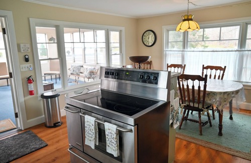 Naples Other | Charming 4-bed Farmhouse. Minutes to Bristol Mountain, Finger Lakes, Wineries.